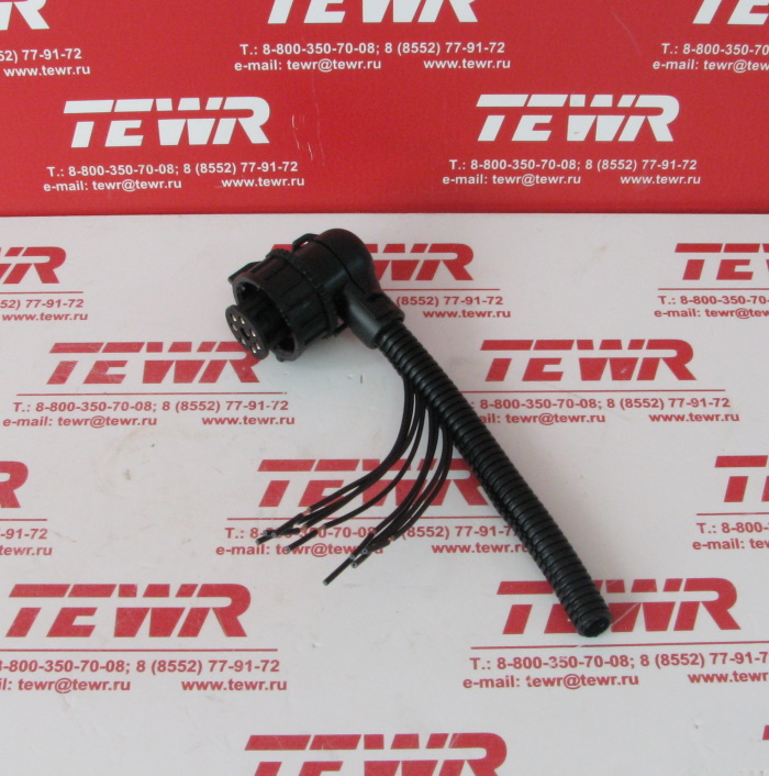 Штекер байонет угловой зад/фонарей (на 8 провода) 1845-9800680-8