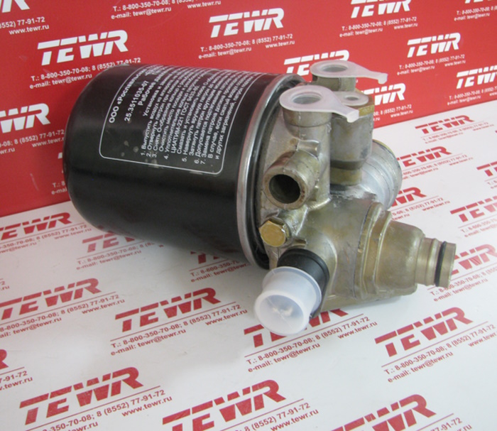 Влагомаслоотделитель с подогревом со встроенным регулятором давления РААЗ 25-3511110-01