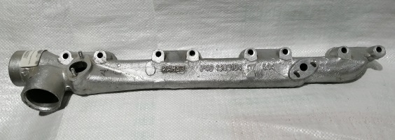 Труба водяная правая 740-1303104