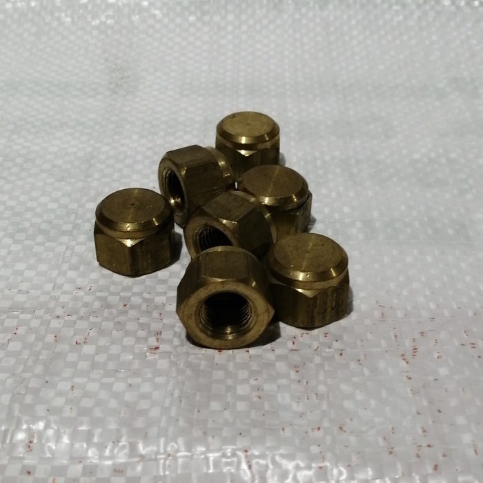 Гайка М12*1,25*10 глухая насоса водяного латунная 870502